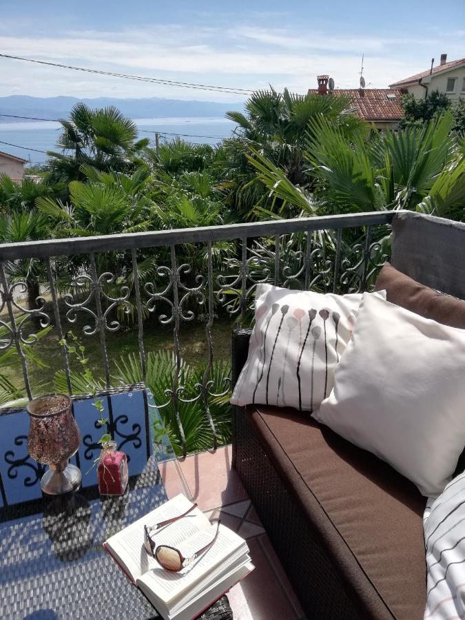 Villa Laurea Lovran Εξωτερικό φωτογραφία