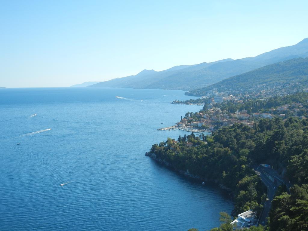 Villa Laurea Lovran Εξωτερικό φωτογραφία