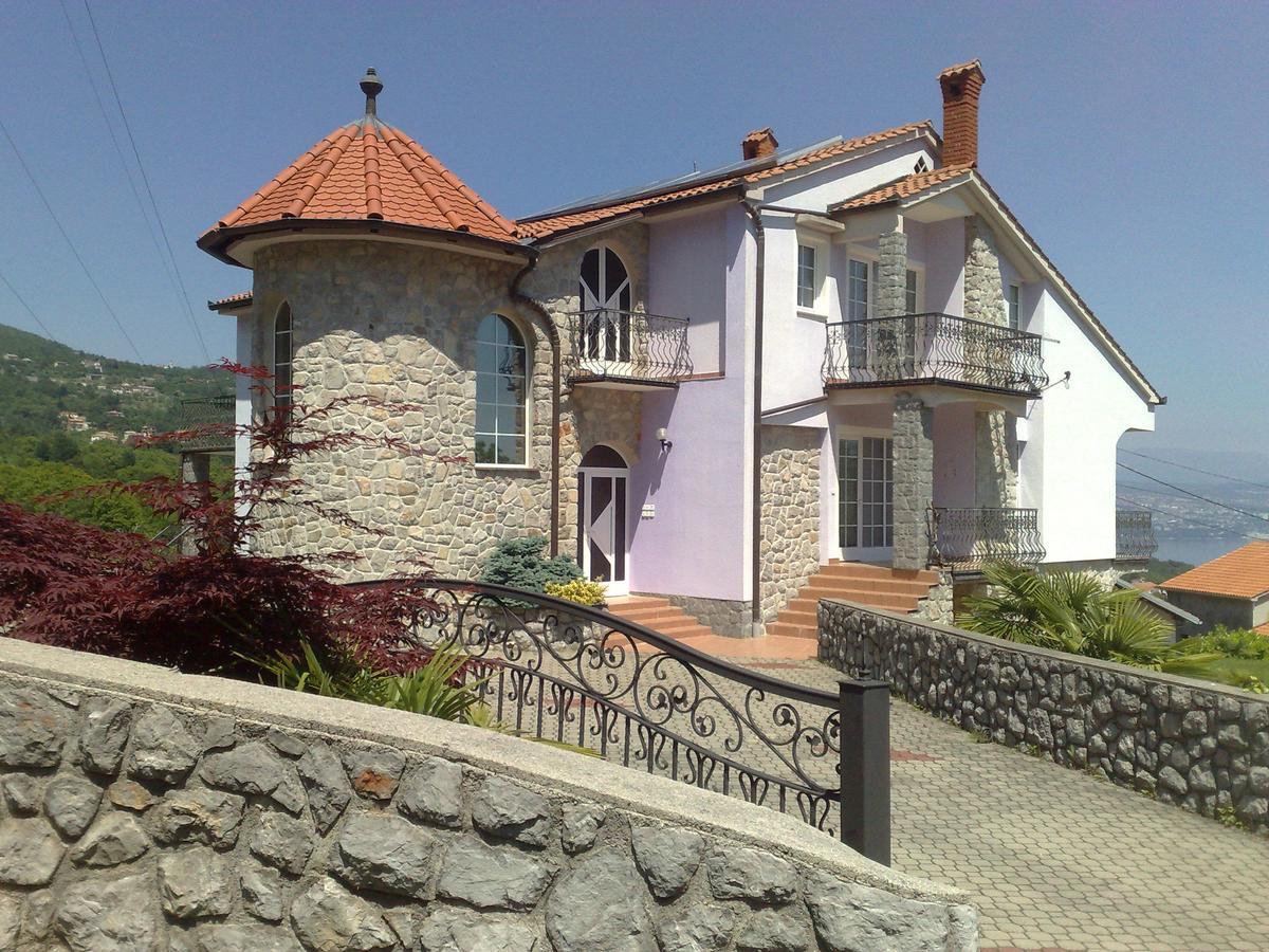 Villa Laurea Lovran Εξωτερικό φωτογραφία