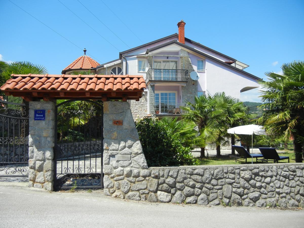 Villa Laurea Lovran Εξωτερικό φωτογραφία